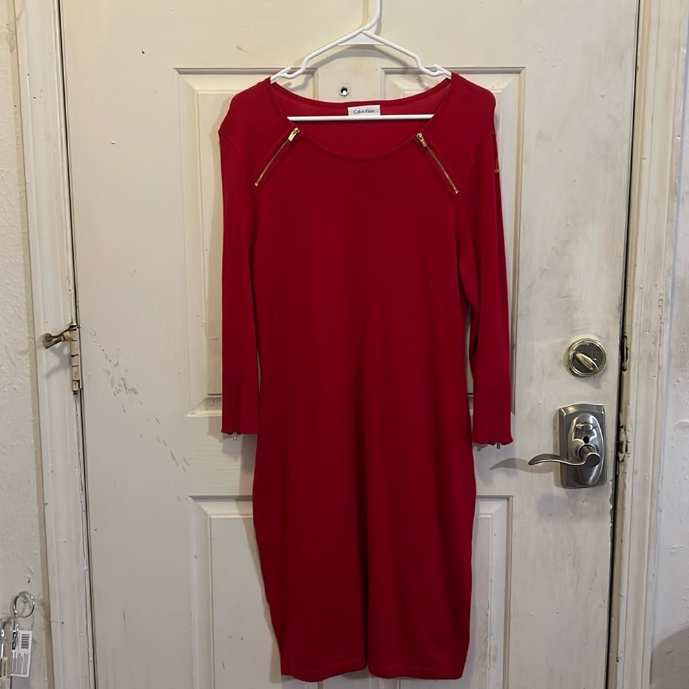 CALVIN KLIEN RED DRESS